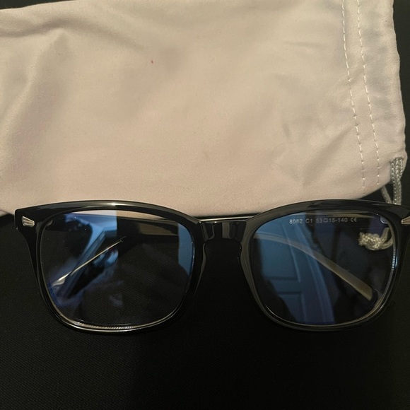Blue Light Glasses - Picture 1 of 1